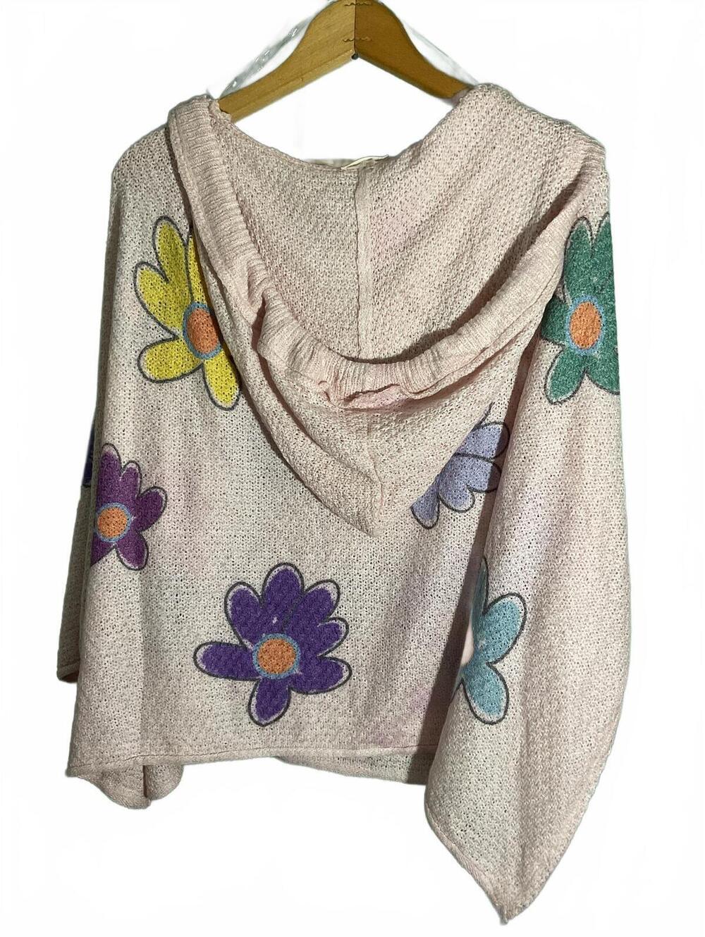 POL Lightweight  Oversized Knit Sweater with Colorful Floral Print (L,XL, 1X) - Picture 7 of 9